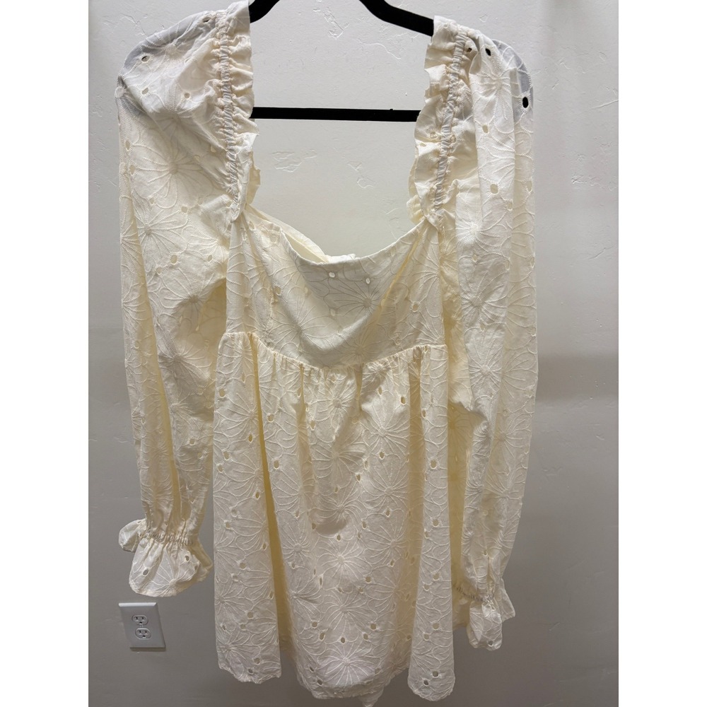 Lovers and Friends Off White Eyelet Mini Dress Long Sleeve Tie Back Cream Medium
